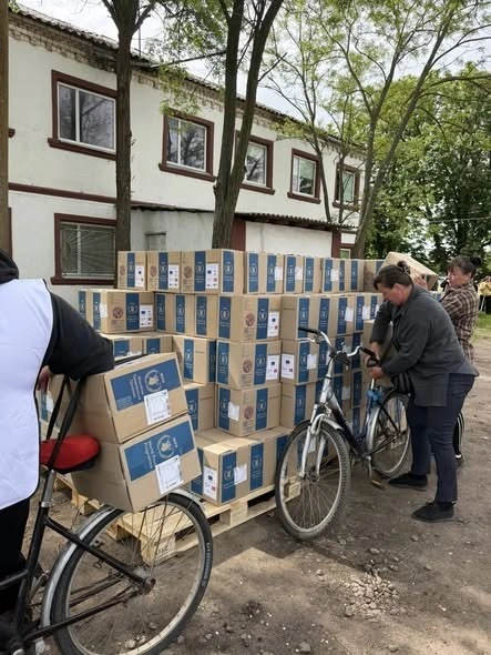 Гуманітарна допомога на лінії фронту: благодійники ADRA підтримали жителів Милівської громади